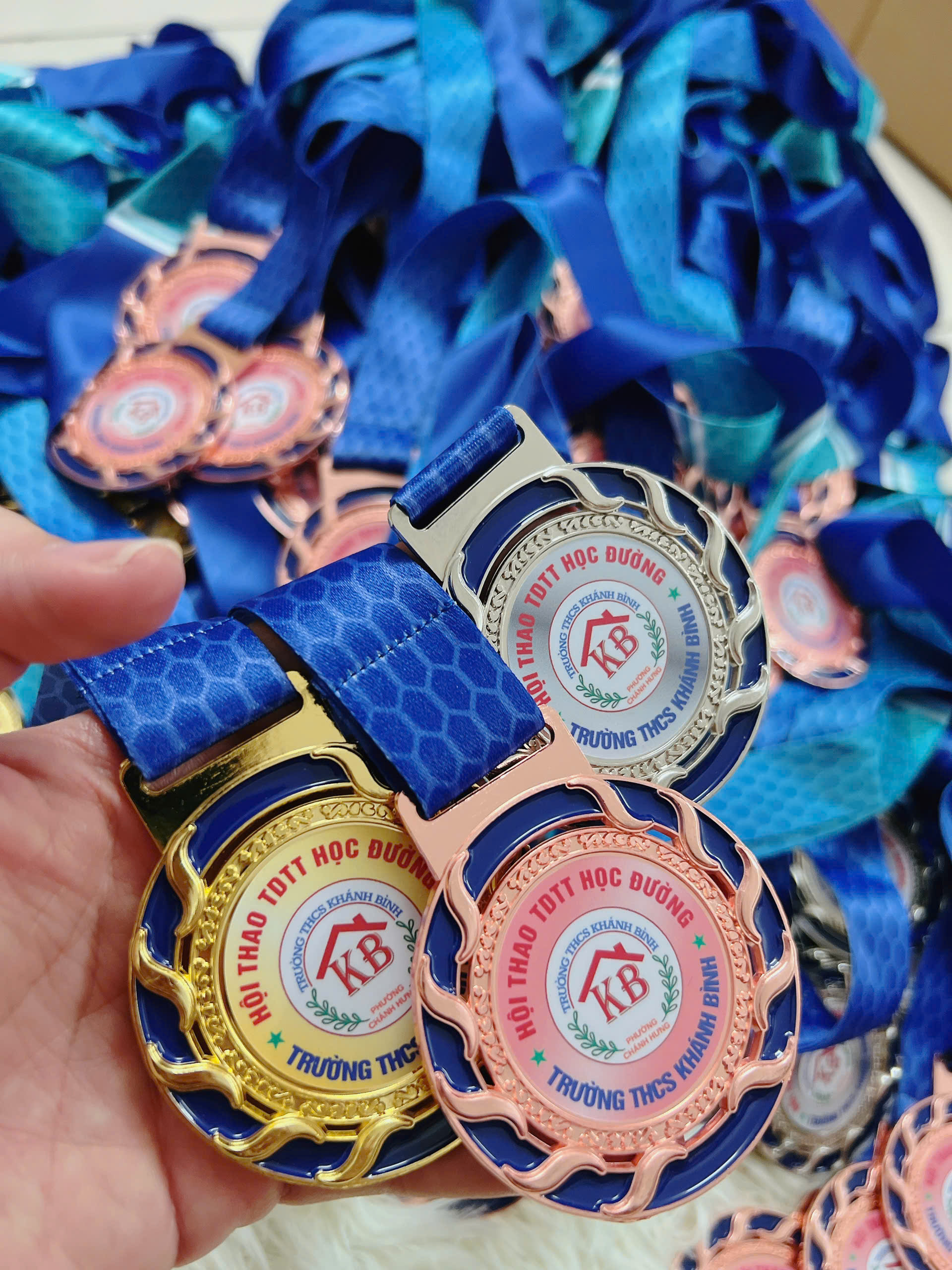 Huy Chương Kim Loại - 01